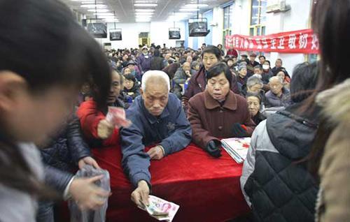 又一老人因保健品猝死,生前省吃俭用,30万积蓄用于买保健品